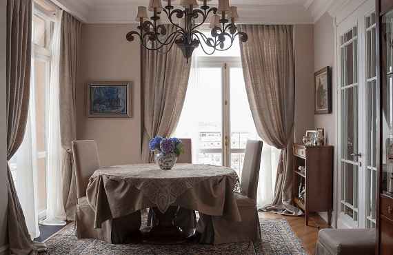 Textured linen window coverings with natural appeal