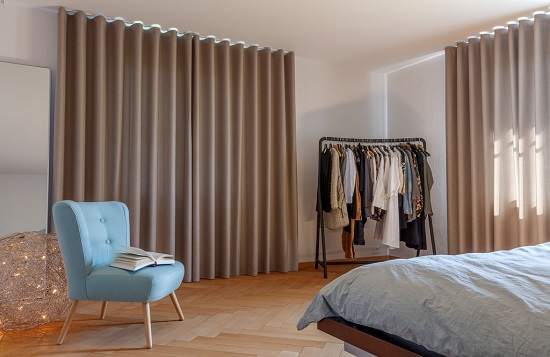 Sound-prof-curtains-for-bedroom