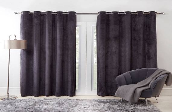 velvet-curtain-styling-idea