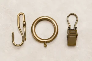 Comparison of curtain hooks, rings and clips